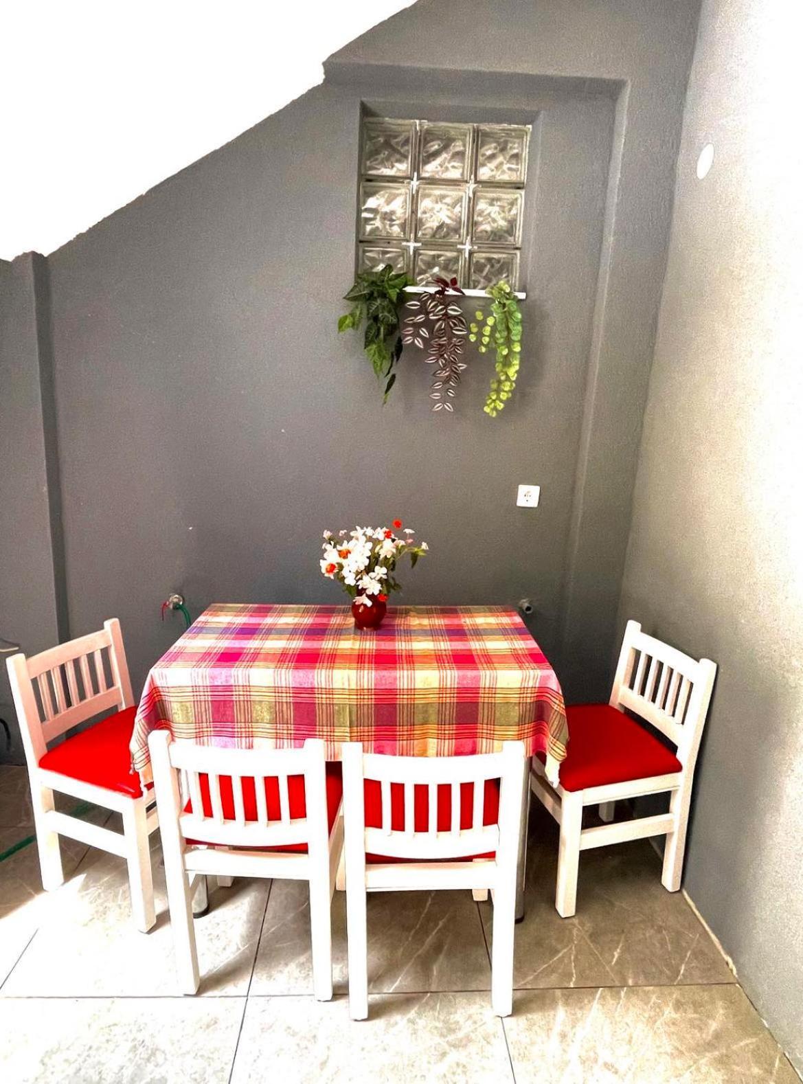 Apartment Adel Mostar Buitenkant foto