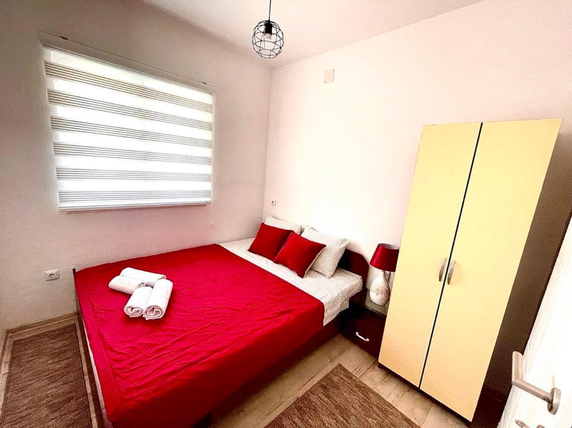 Apartment Adel Mostar Buitenkant foto